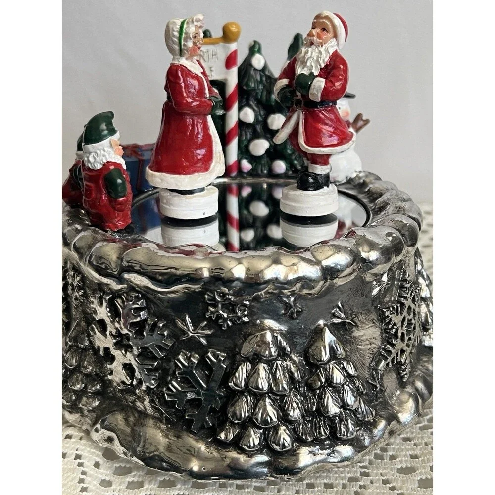 1990s International Silver Santa Mrs Claus On Ice Musical Music Box Christmas